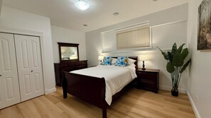 2 slaapkamers, een strijkplank/strijkijzer, gratis wifi