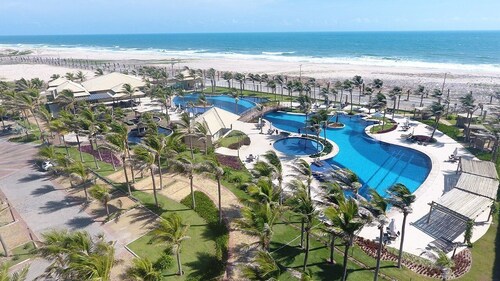 Cobertura no Golf Ville Deck Privativo com Jacuzzi e Churrasqueira