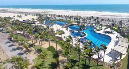 Cobertura no Golf Ville Deck Privativo com Jacuzzi e Churrasqueira