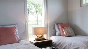 House | 3 bedrooms, individually furnished - Holiday Home in Nijkerk With Terrace (Nijkerk)