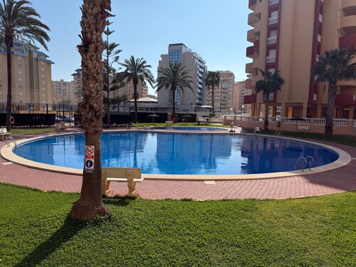 Apartment 'La Manga Sunset' with Shared Pool, Shared Garden and Wi-Fi