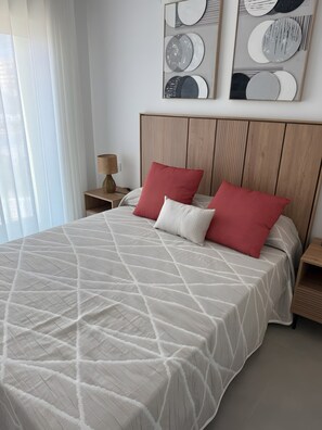 WiFi - Apartment 'La Manga Sunset' with Shared Pool, Shared Garden and Wi-Fi (La Manga)