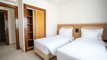 Apartment, 2 Bedrooms | Premium bedding, cribs (free), WiFi (free), bed sheets
