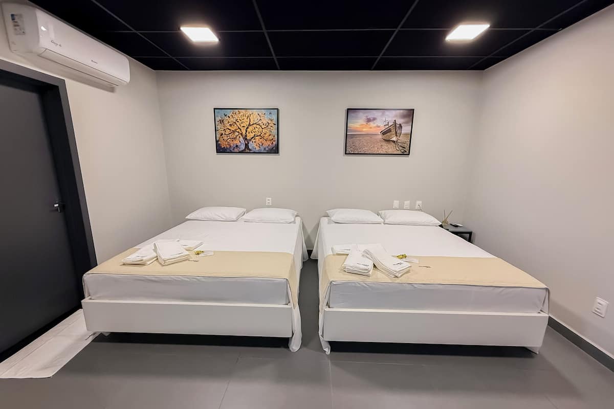 Standard Room | In-room safe, blackout drapes, WiFi (free), bed sheets