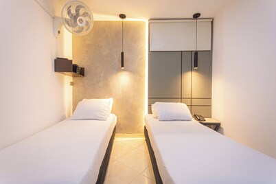 Hotel Los Angeles Bello