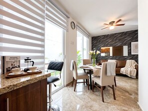 Elite Studio | Dining - Las Canoas Zona Romantica By Monyxbnb  (Puerto Vallarta)