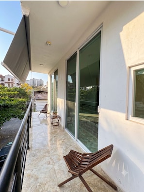 Elite studio | Uitzicht vanaf balkon