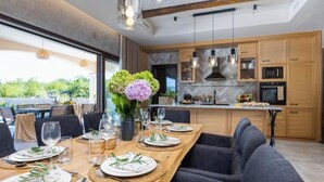 Dining - Villa Glabrova (Krk Island)