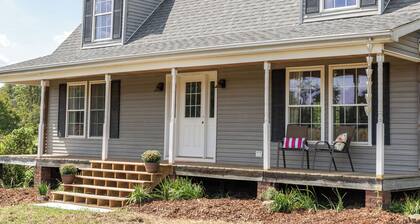Steps To Pumpkin Patch•Country Living•Thrifted Finds•Slow Living