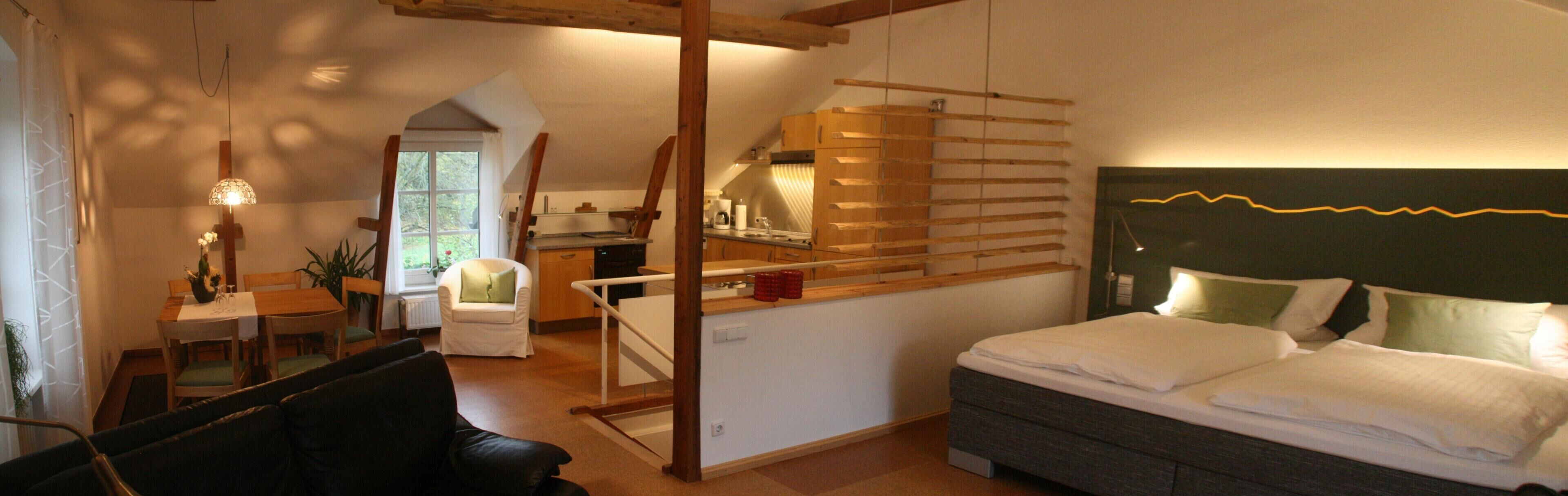 2 Schlafzimmer, Reisekinderbett, kostenloses WLAN, Bettwäsche