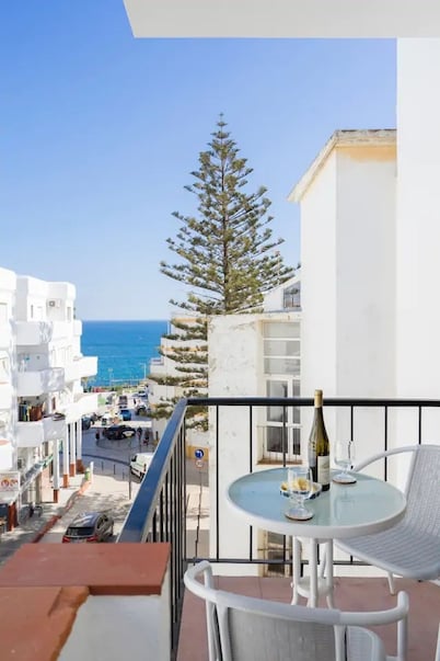 Coral Sea View Praia da Luz Prime Location