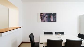 House | 2 bilik tidur