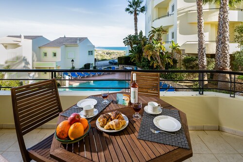 Meia Praia Beach Golf Perfect for Families Ent