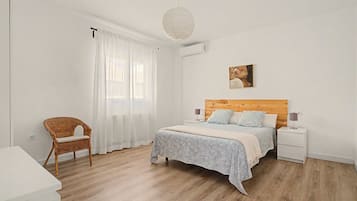 2 dormitorios, tabla de planchar con plancha, wifi y ropa de cama