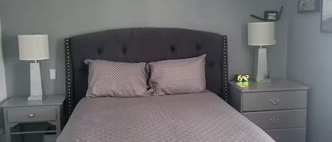 1 bedroom, iron/ironing board, internet, bed sheets