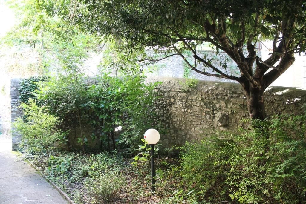 Deluxe Triple Room, Courtyard View | Property grounds