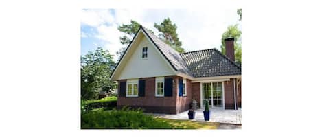 Villa | Exterior