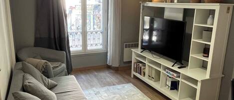 TV