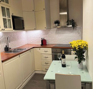 Private kitchen - Apartment for 4 people with Wifi in Paris (Paris)