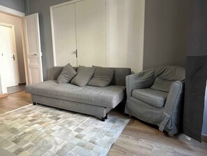 Living area - Apartment for 4 people with Wifi in Paris (Paris)