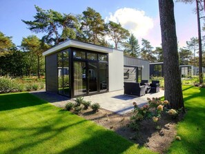 House | Exterior - Holiday Home in Otterlo With Terrace (Otterlo)