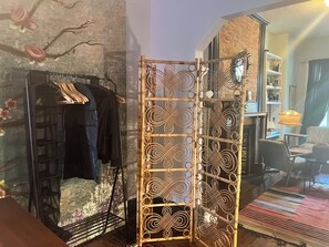 Interior - Spacious Victorian Suite • Walk to World Cup
Pet friendly. (Toronto)