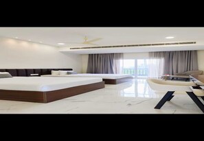 Laptop workspace, free WiFi - Kaapivana Resort (Moinabad)