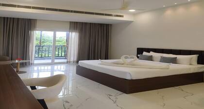 Firefox Hotel and Resorts