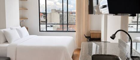 1 habitación, escritorio, wifi gratis y ropa de cama