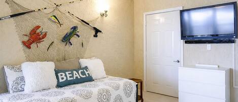 3 bedrooms, iron/ironing board, Internet, bed sheets