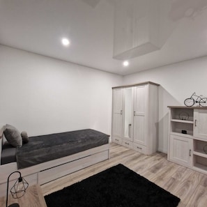 WiFi, bed sheets - Vacation Rental in Lüchtringen (Höxter)