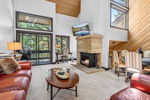 TV, fireplace, stereo - The Guilded Antler | Ski Access, Hot Tub & Pool (Beaver Creek)