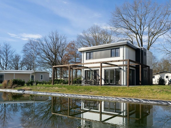 House | Exterior - Pavilion L"etage 10 (Susteren)