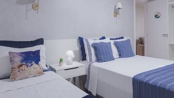 2 bedrooms, iron/ironing board, Internet, bed sheets