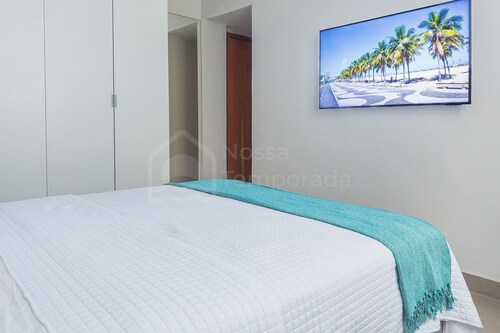 3-bedroom apartment between Copacabana and Ipanema • 5 minutes from the beach • 700MB Wi-Fi