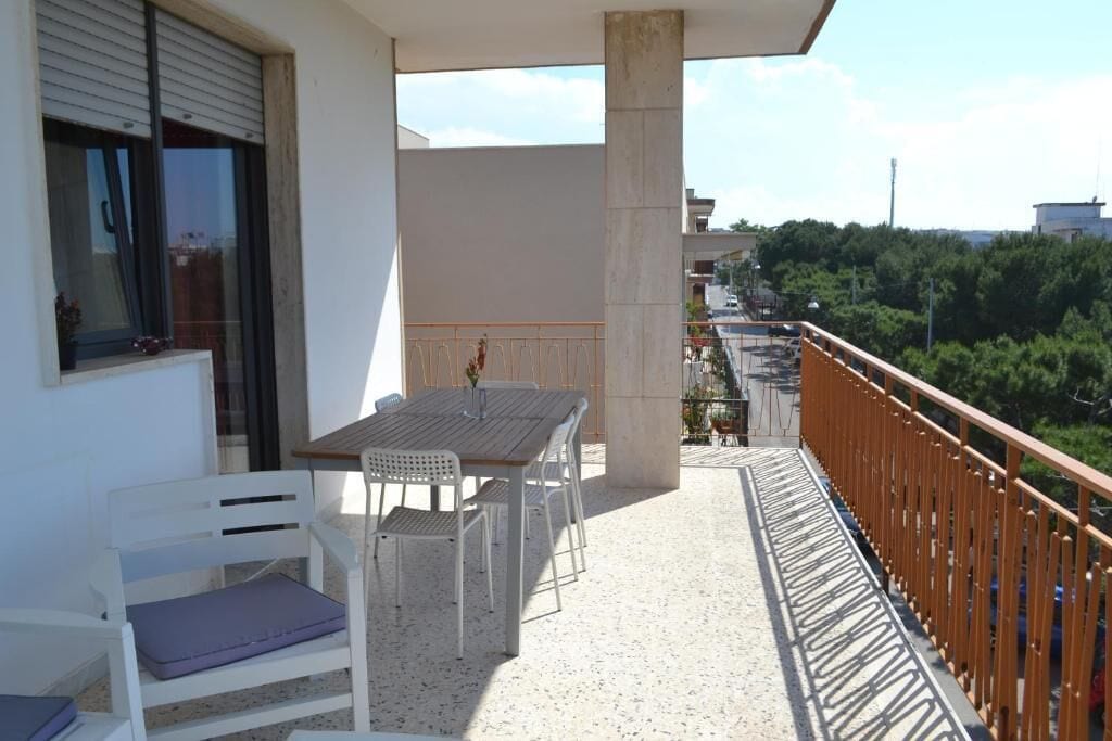 Tweepersoonskamer, 1 tweepersoonsbed, balkon | Buiten dineren
