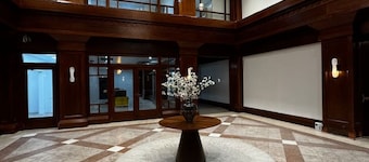 Luxury Studio Near Yale | Gym, W/D & Fast WiFi