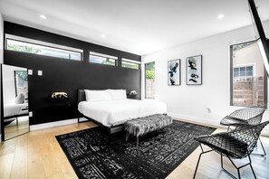 4 quartos, Wi-Fi de cortesia, roupa de cama