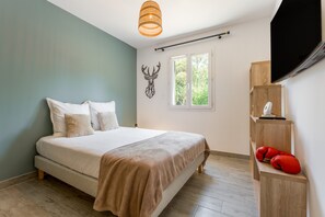 3 Schlafzimmer, Bügeleisen/Bügelbrett, WLAN, Bettwäsche