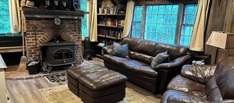 Serene family-friendly 3-bedroom house with lake access in charming Sanbornton