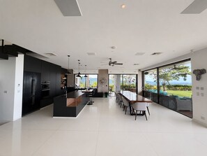 Dining - Lovely 2-bedroom house with AC in Playa Hermosa (Playa Hermosa)