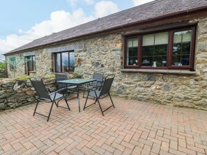Outdoor dining - Cil Y Coed (Gaerwen)