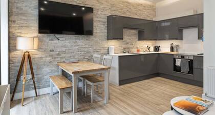 The Jailhouse, Historic Flat in Central Newquay