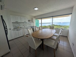 Dining - Beautiful apartment on the beach, ideal for large families 1407 (Cancún)