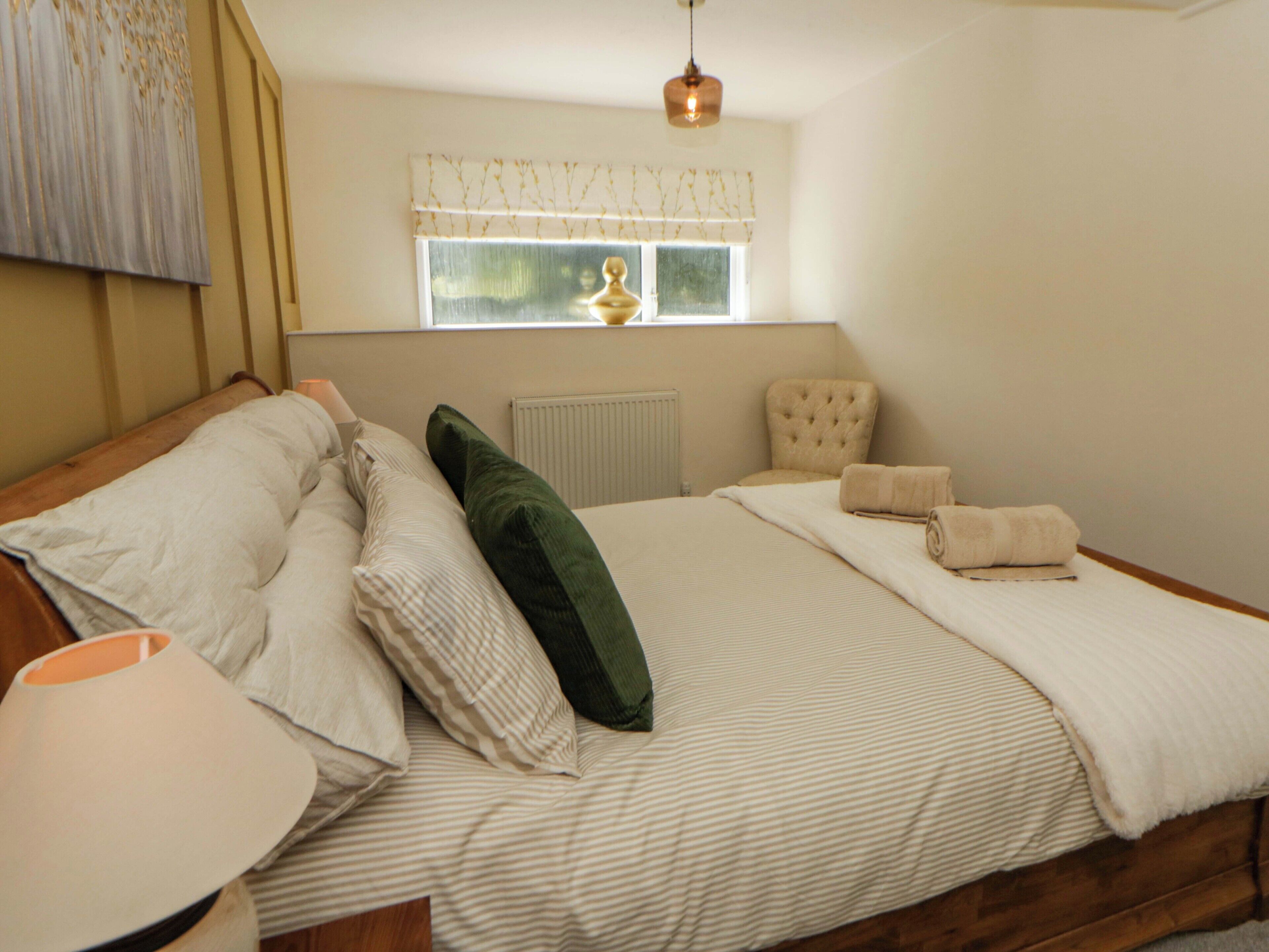 3 bedrooms, WiFi (free), individually decorated, individually furnished