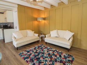 Living area - Shearers (Llandysul)