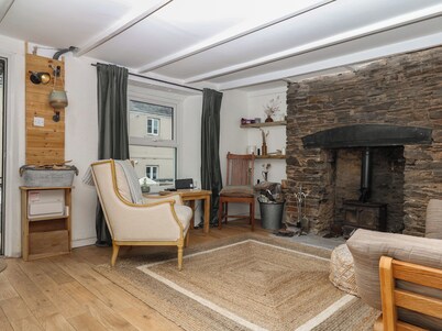 Bedford Cottage