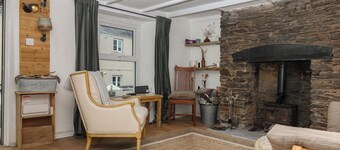 Bedford Cottage
