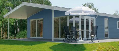 House | Outdoor dining