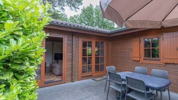 House | Outdoor dining